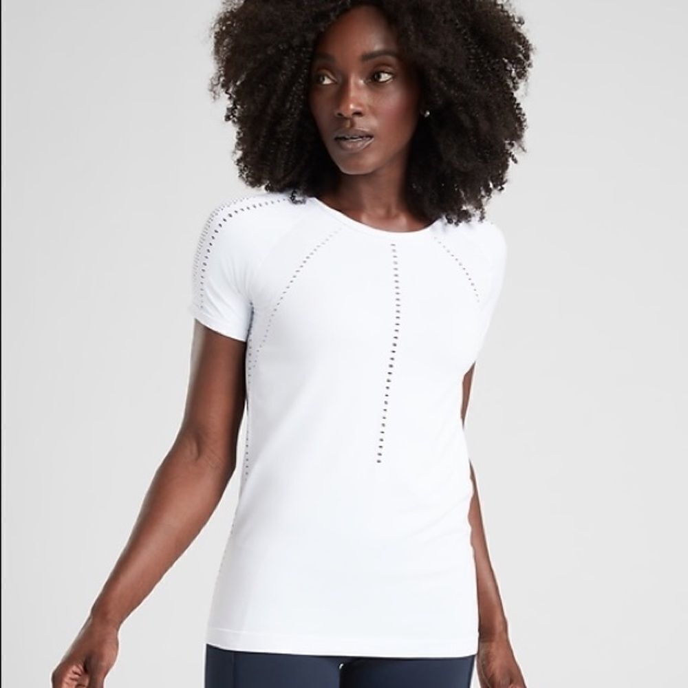 ✨Nine West Active Seamless Top✨